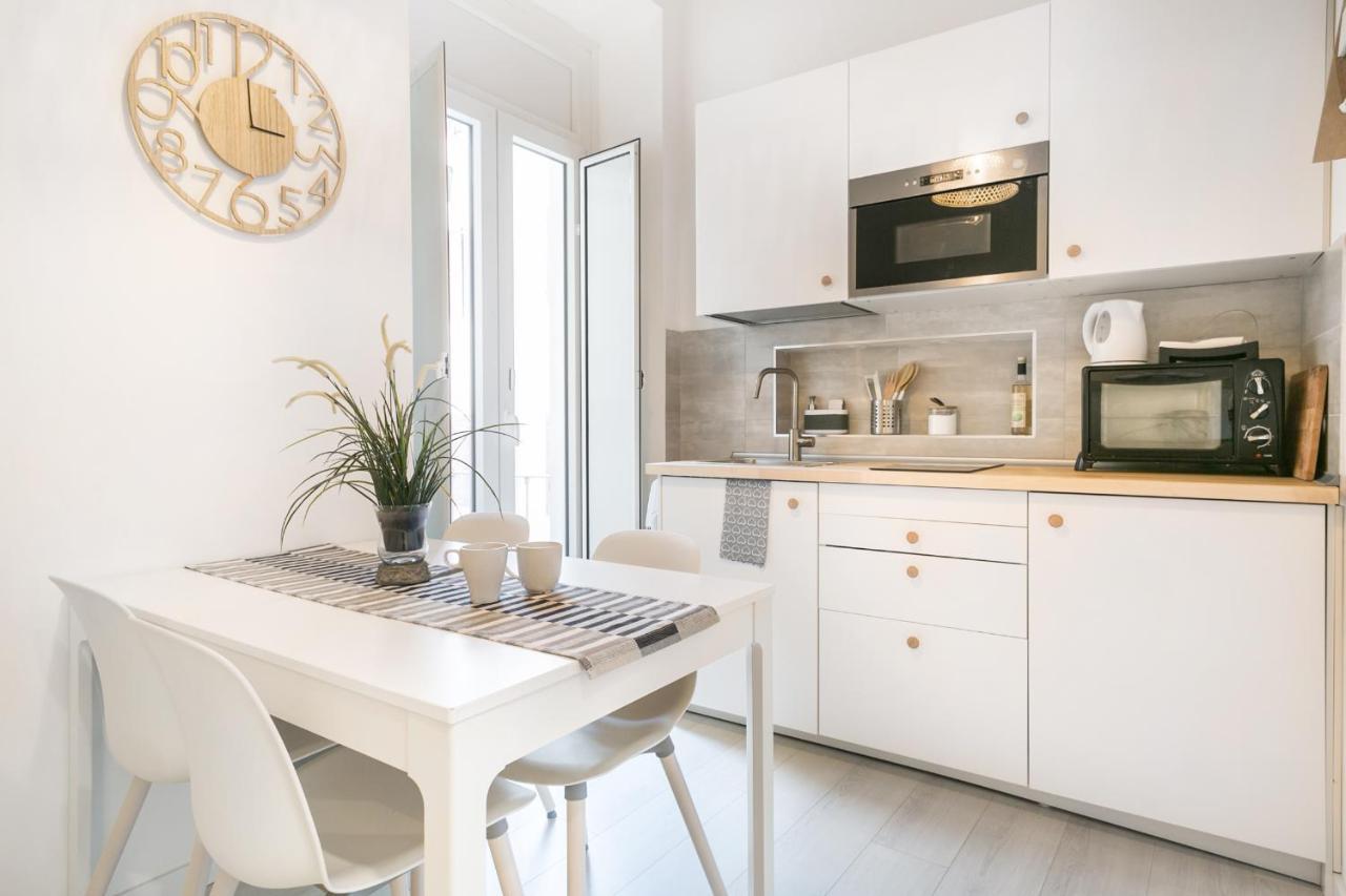 White Ostilia Apartments โรม ภายนอก รูปภาพ