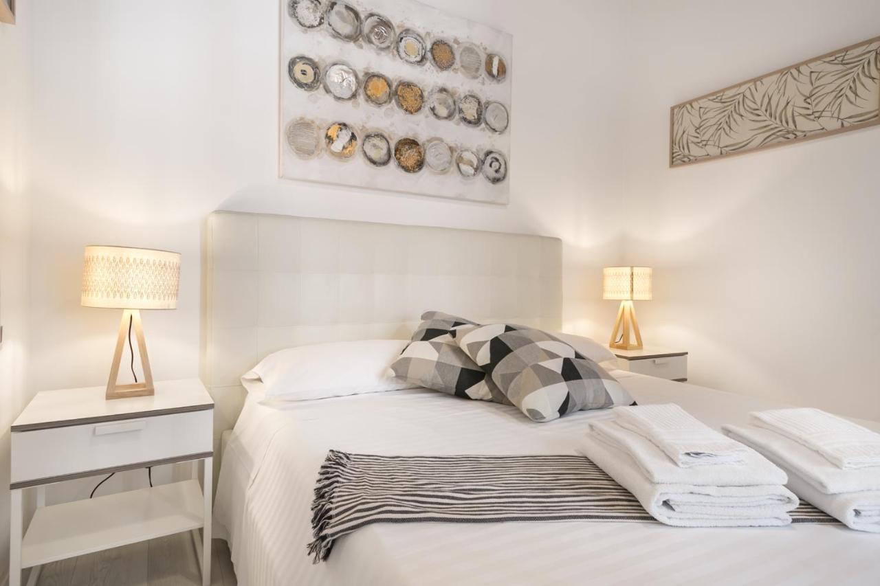 White Ostilia Apartments โรม ภายนอก รูปภาพ