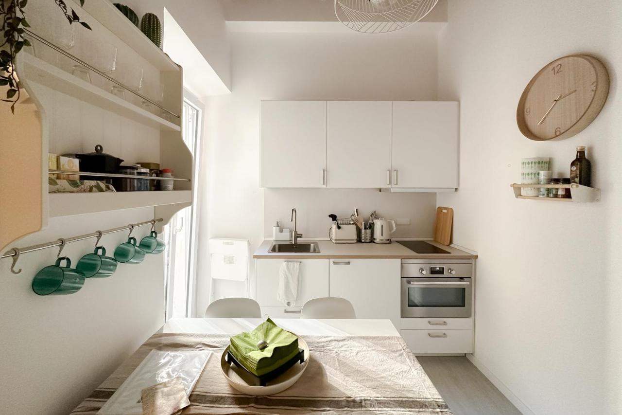White Ostilia Apartments โรม ภายนอก รูปภาพ